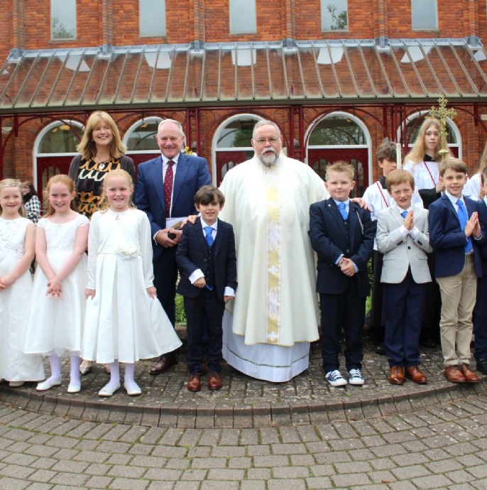 News » Crackley Hall Pupils Celebrate First Holy Communion Mass
